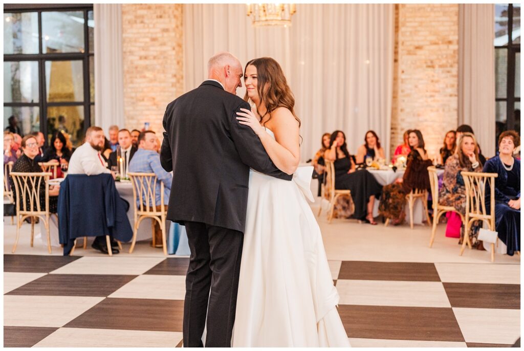 bride dancing with her dad during wedding reception in Wilmington